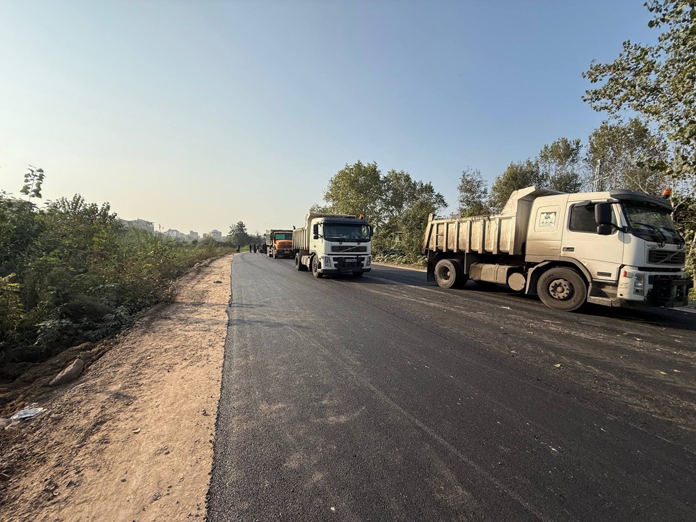 آغاز آسفالت مسیر میدان نبوت به درفک و گلزاران رشت