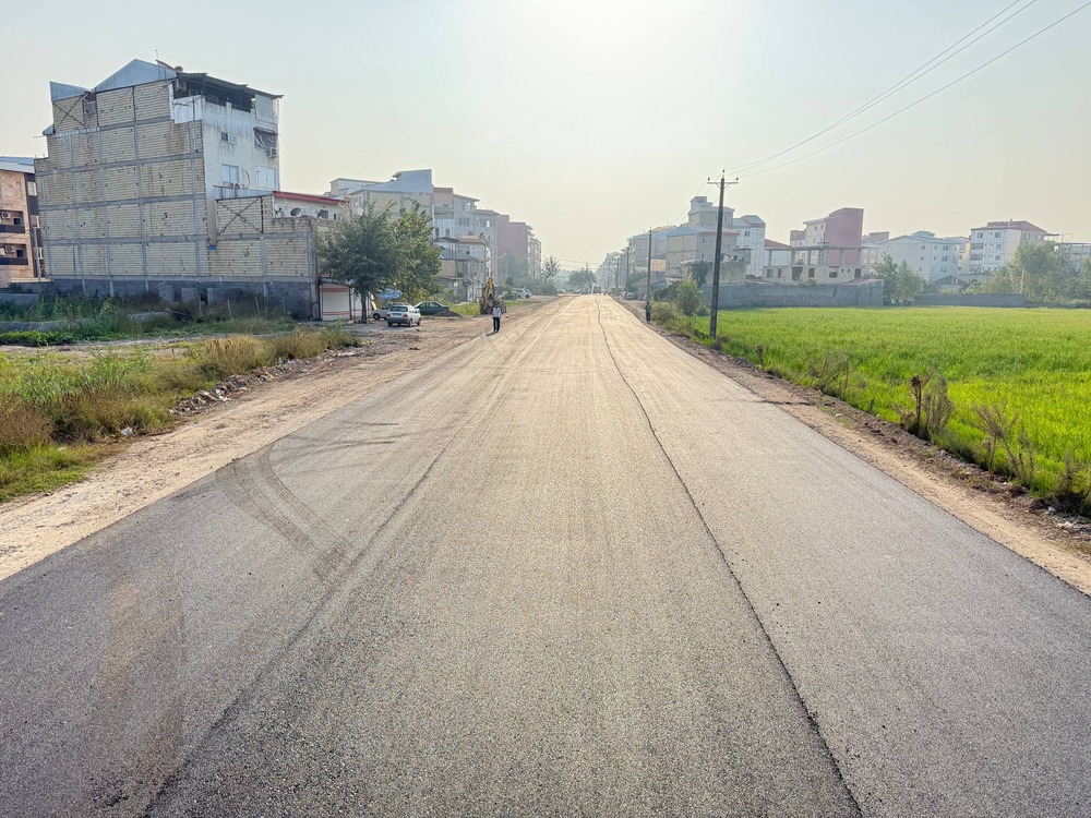 آغاز آسفالت مسیر میدان نبوت به درفک و گلزاران رشت