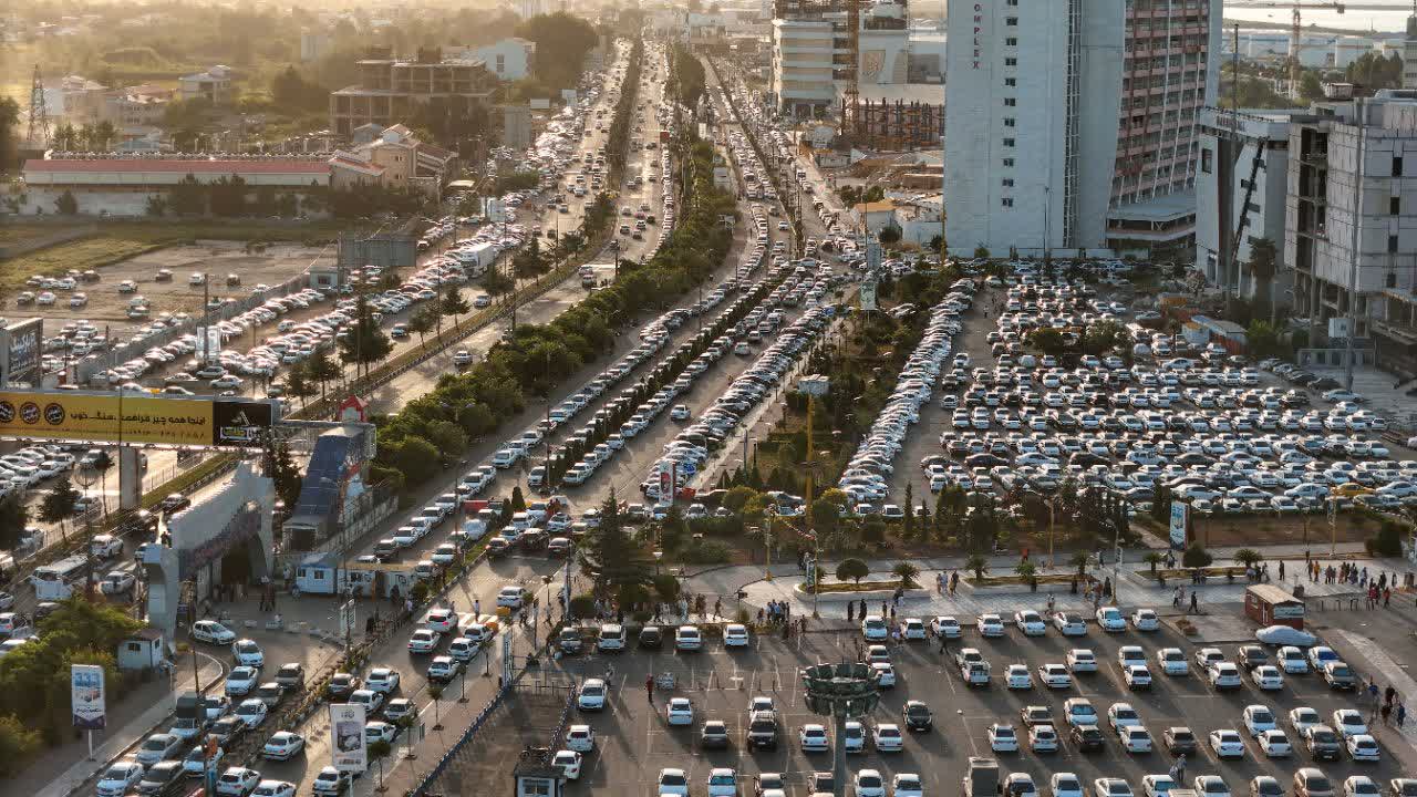 استقبال چشم‌گیر گردشگران از منطقه آزاد انزلی در آخرین روزهای تابستان