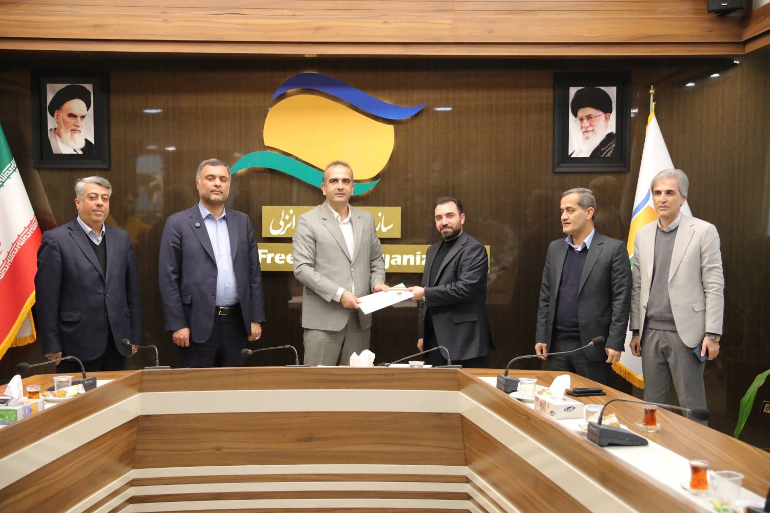 زیست بوم فناوری مشترک با کشورهای حاشیه دریای کاسپین را ایجاد می کنیم