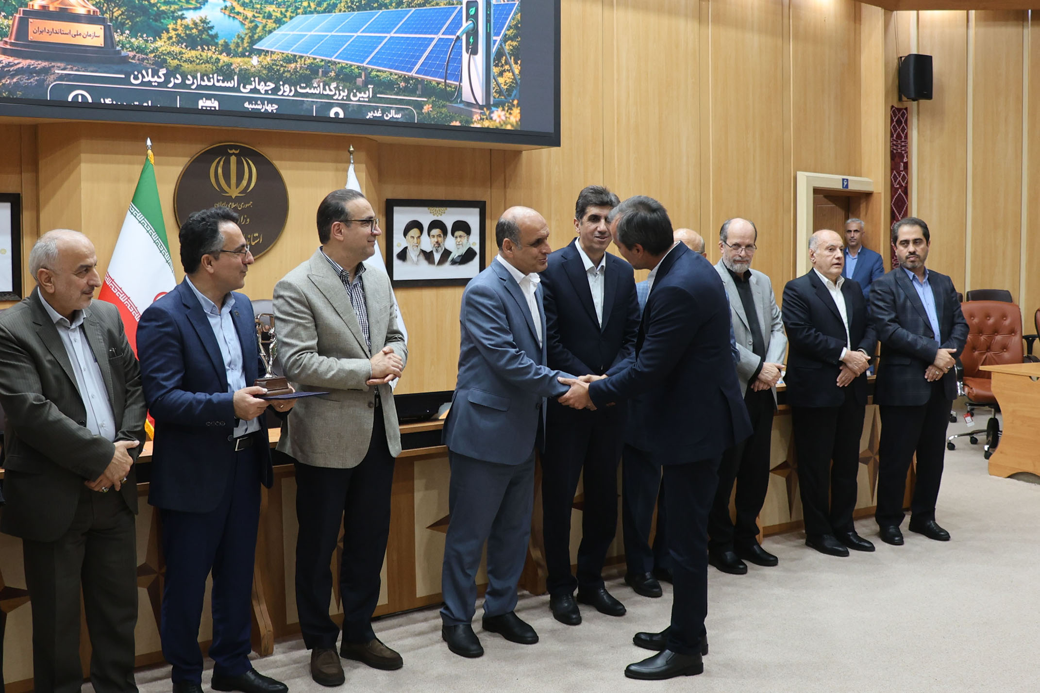 همزمان با روز جهانی استاندارد «پیمان کیفیت گیلان» در رشت رونمایی شد