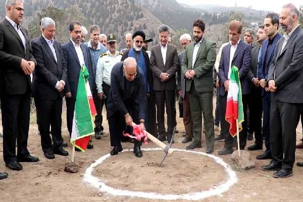 آغاز عملیات اجرایی رمپ ورودی آزاد راه به شهر رودبار با حضور معاون وزیر راه و شهرسازی